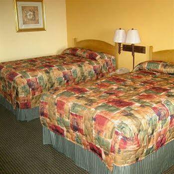 Palace Inn Розенберг Экстерьер фото