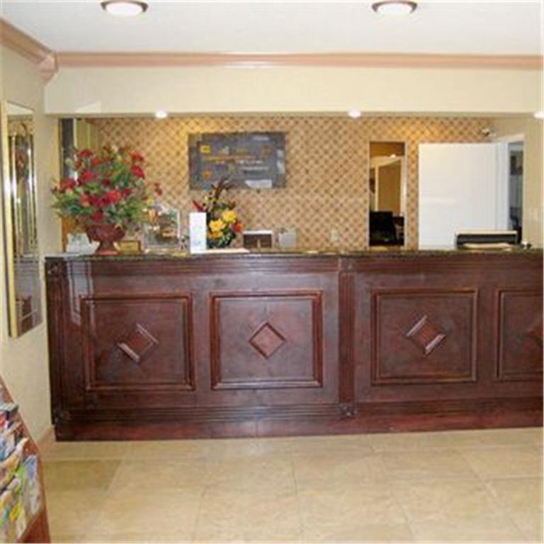 Palace Inn Розенберг Интерьер фото